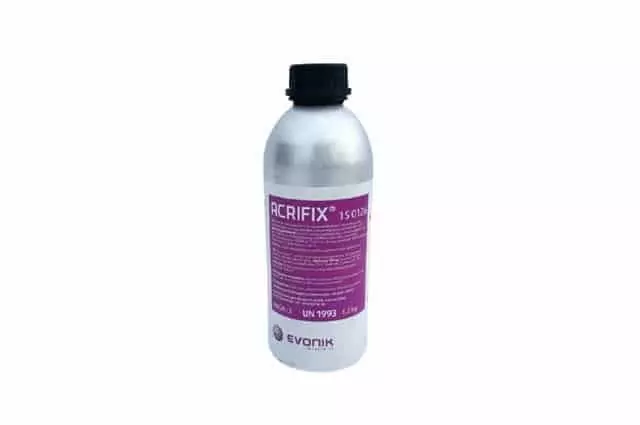 Acrifix 126 egykomponensű, oldószeres plexi ragasztó Acrifix 126 egykomponensű, oldószeres plexi ragasztó