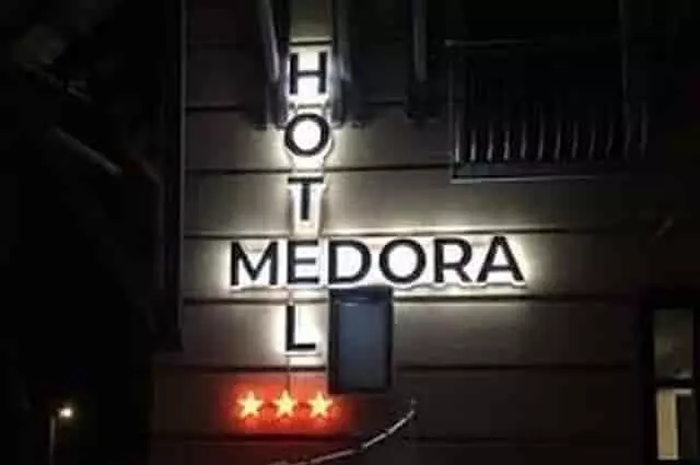 világító plexi tábla világító plexi tábla
